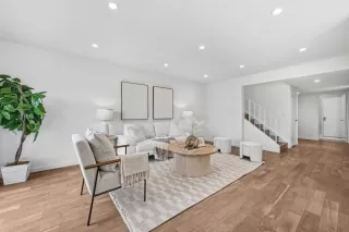 Photo #4: ML82035541 Listing 