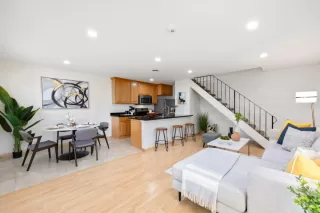 Photo #4: ML82035568 Listing 