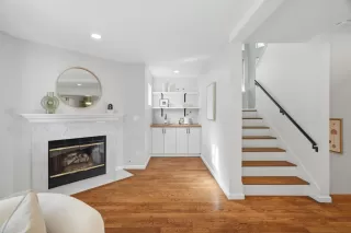 Photo #6: ML82035584 Listing