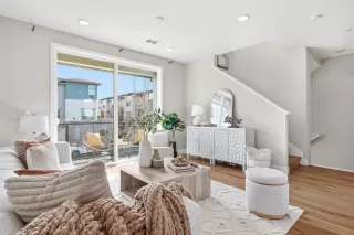 Photo #5: ML82035646 Listing 