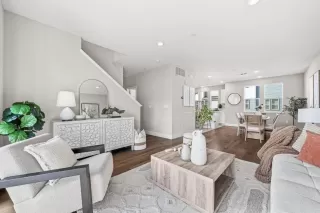 Photo #6: ML82035646 Listing 