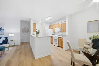 Photo #4: ML82035650 Listing 