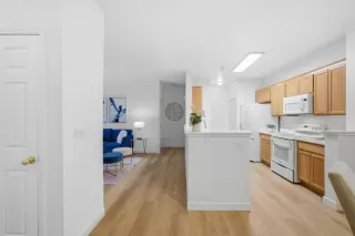 Photo #5: ML82035650 Listing 