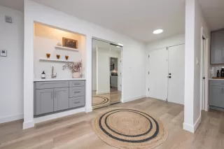 Photo #4: ML82035670 Listing 