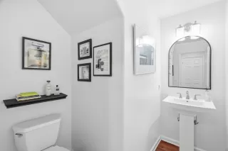 Photo #4: ML82035710 Listing 