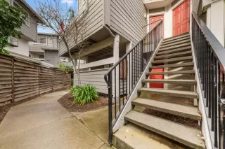 Photo #5: ML82035754 Listing 