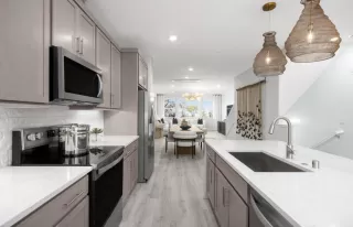 Photo #6: ML82035806 Listing 