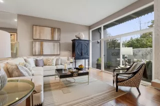 Photo #4: ML82035810 Listing 