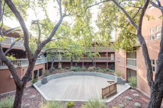 Photo #2: ML82035832 Listing 