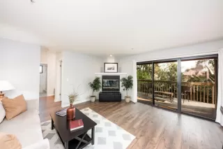 Photo #5: ML82035832 Listing 