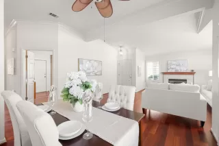 Photo #4: ML82035884 Listing 