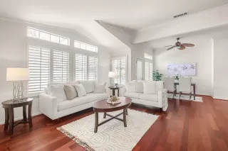 Photo #6: ML82035884 Listing 