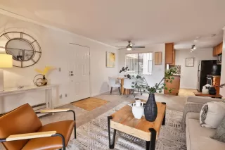 Photo #4: ML82035903 Listing