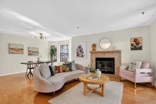 Photo #2: ML82035945 Listing 