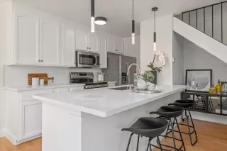 Photo #4: ML82035975 Listing