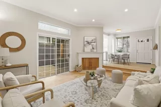 Photo #6: ML82036002 Listing 