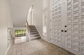 Photo #3: ML82036019 Listing