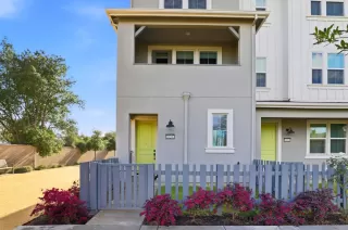 Photo #4: ML82036021 Listing