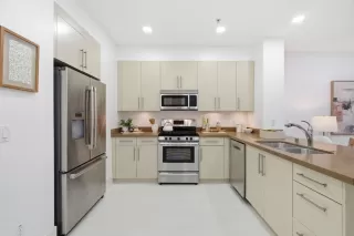 Photo #4: ML82036022 Listing 