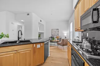 Photo #6: ML82036044 Listing