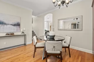 Photo #5: ML82036125 Listing