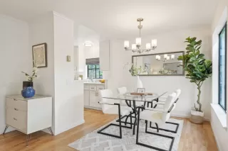 Photo #5: ML82036150 Listing 