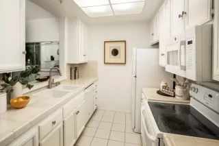 Photo #6: ML82036173 Listing 