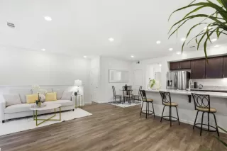 Photo #2: ML82036216 Listing