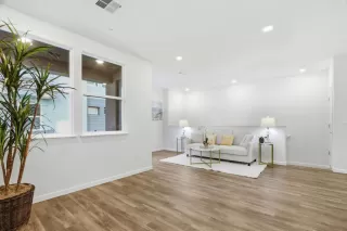 Photo #3: ML82036216 Listing