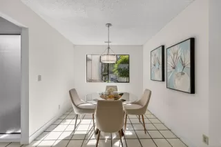 Photo #6: ML82036249 Listing 