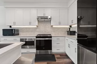 Photo #3: ML82036250 Listing 