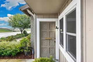 Photo #4: ML82036256 Listing