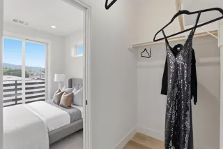 Photo #4: ML82036289 Listing 