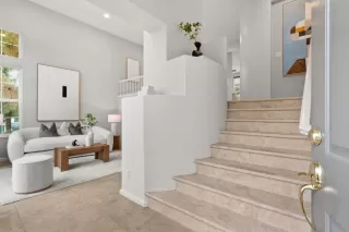 Photo #5: ML82036297 Listing