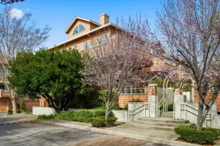 Photo #2: ML82036335 Listing 