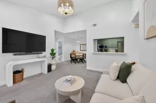 Photo #5: ML82036350 Listing 