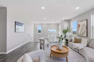 Photo #6: ML82036357 Listing 