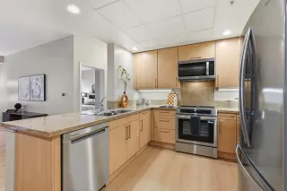 Photo #4: ML82036380 Listing 