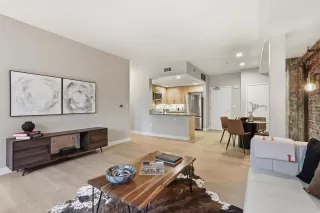 Photo #5: ML82036380 Listing 