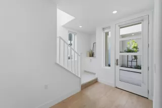 Photo #4: ML82036415 Listing 