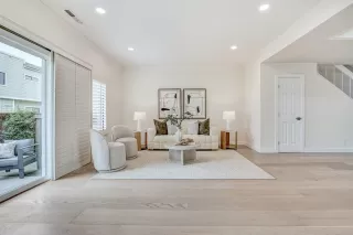 Photo #5: ML82036452 Listing