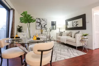 Photo #2: ML82036500 Listing