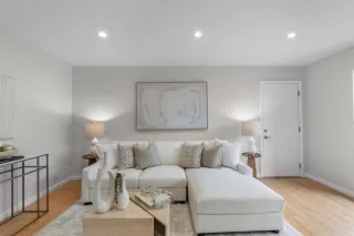 Photo #4: ML82036530 Listing 