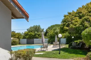 Photo #2: ML82036561 Listing