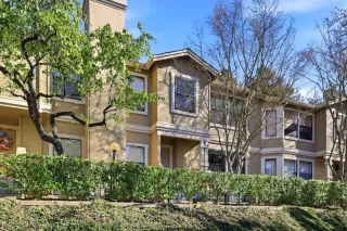 Photo #2: ML82036578 Listing 