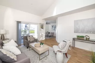 Photo #6: ML82036597 Listing