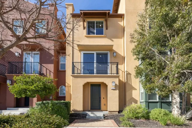 MLS: ML82036598 Condo For Sale