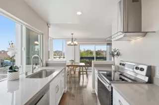 Photo #5: ML82036611 Listing 