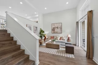 Photo #3: ML82036623 Listing 