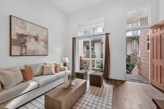 Photo #4: ML82036623 Listing 